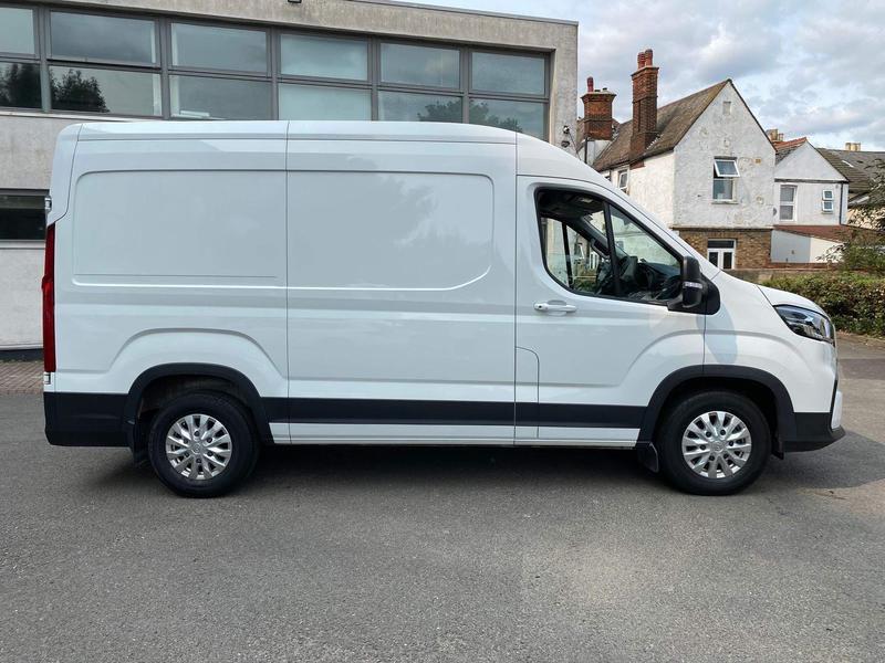 Maxus Deliver 9 2.0 D20 LUX FWD L2 H2 Euro 6 (s/s) 5dr